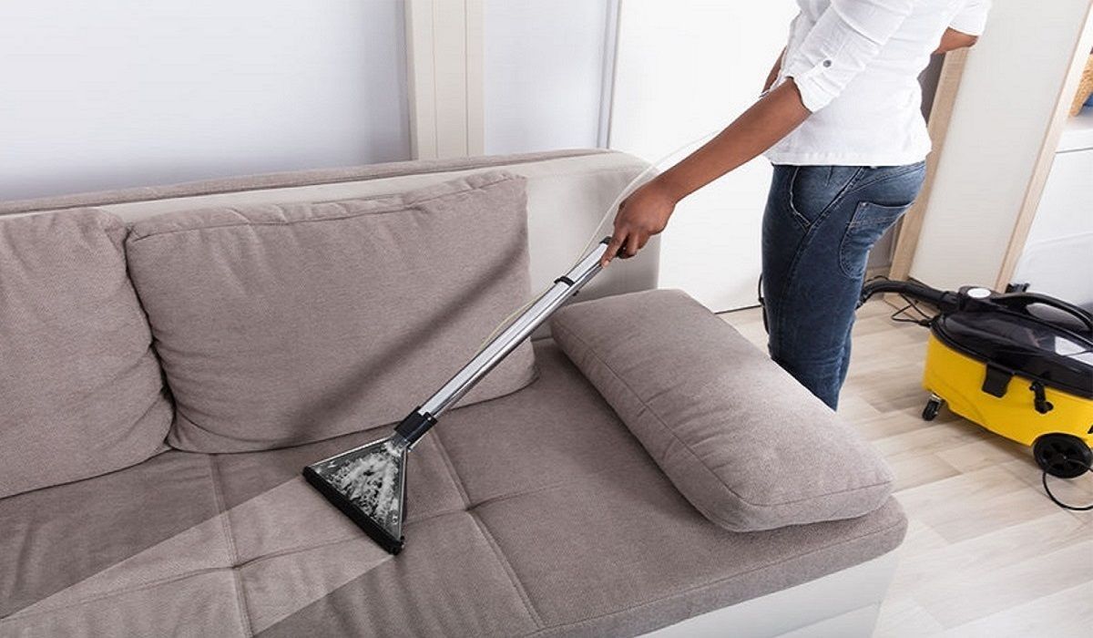 How Well Can a Commercial Cleaning Service Help Your Business Spend Money?